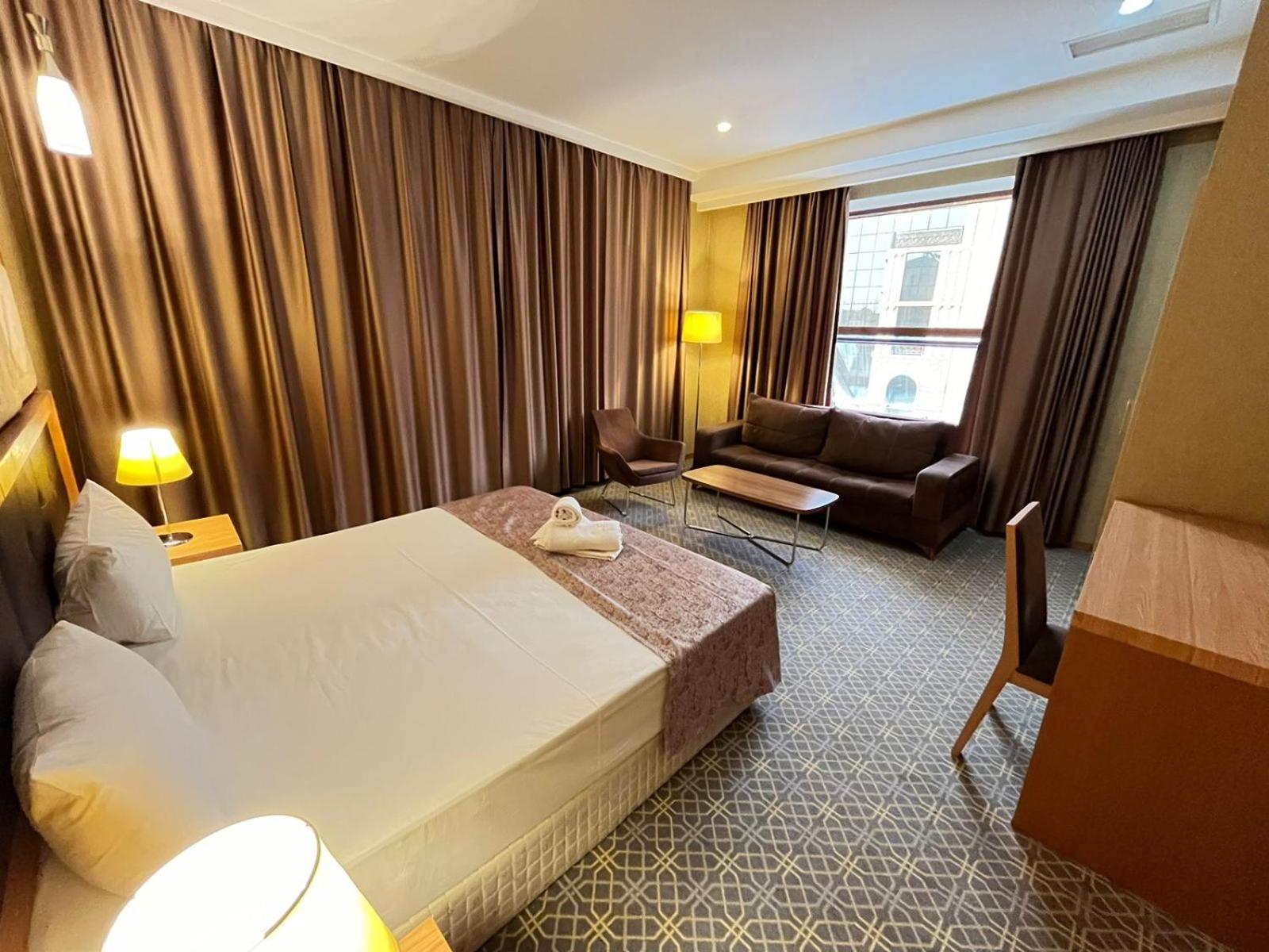 Gm City Hotel Bakú Habitación foto