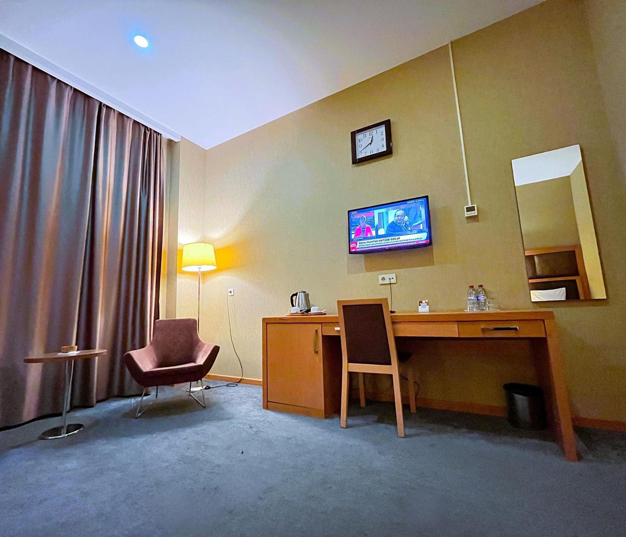 Gm City Hotel Bakú Habitación foto